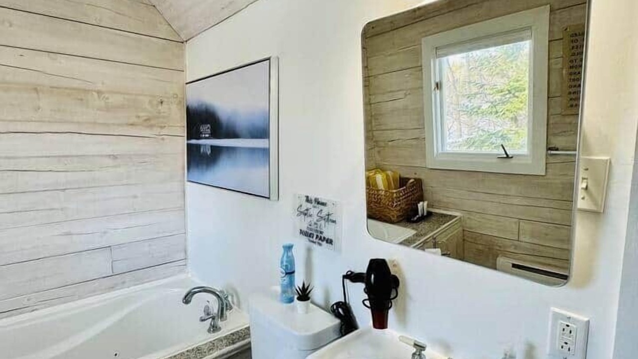 Photo of Bathroom in Mill Cove