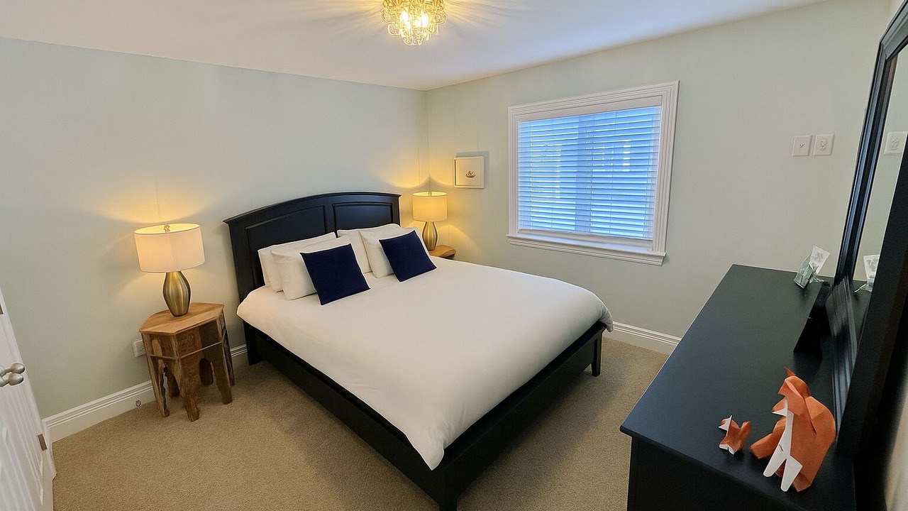 Photo of Bedroom in Mill Cove