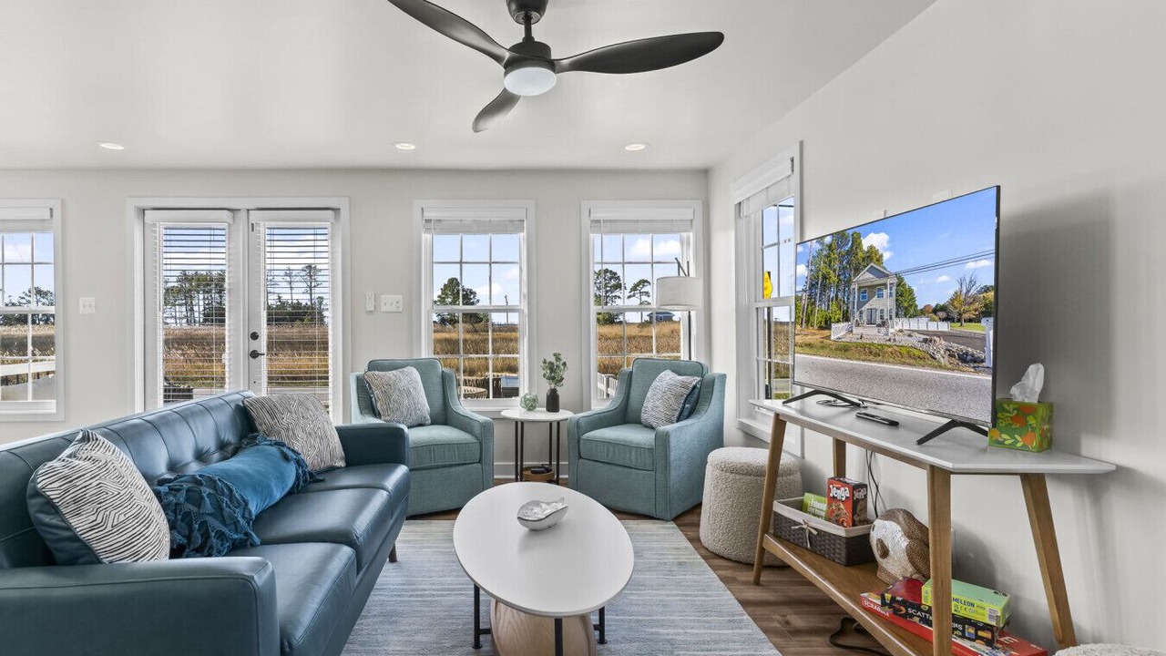 Photo of Livingroom in Piney Point