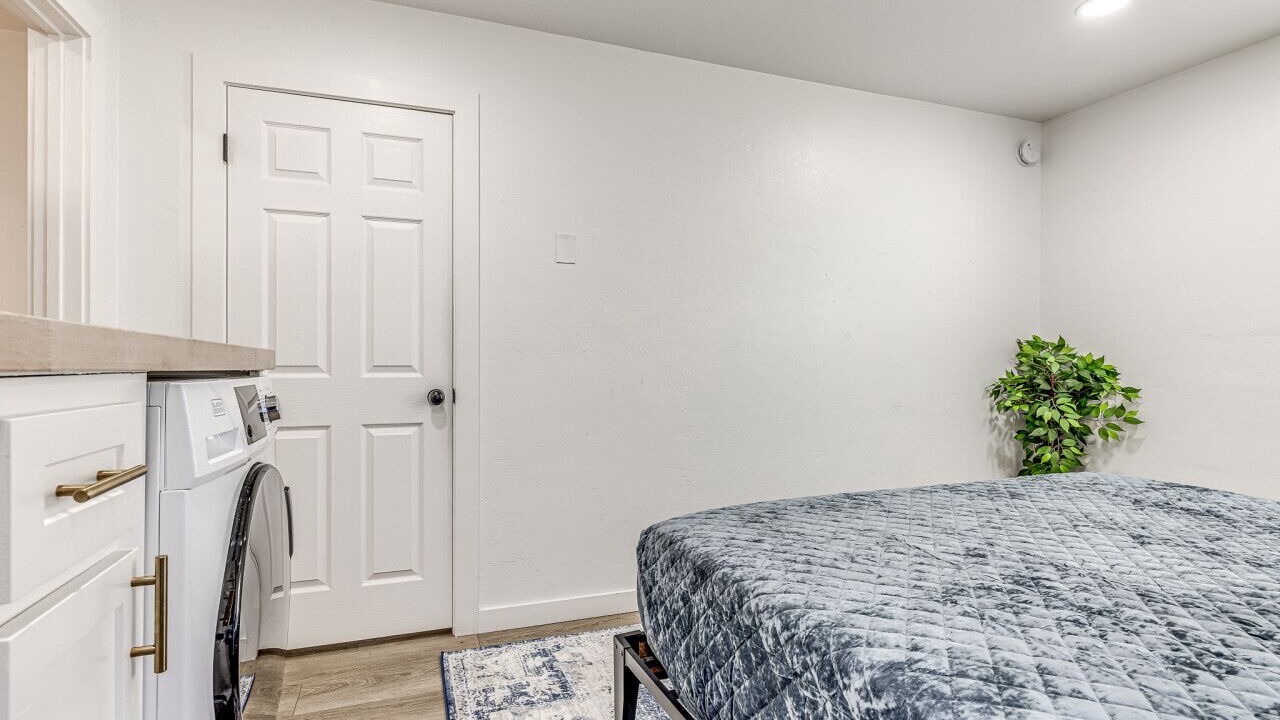 Photo of Bedroom in Midtown