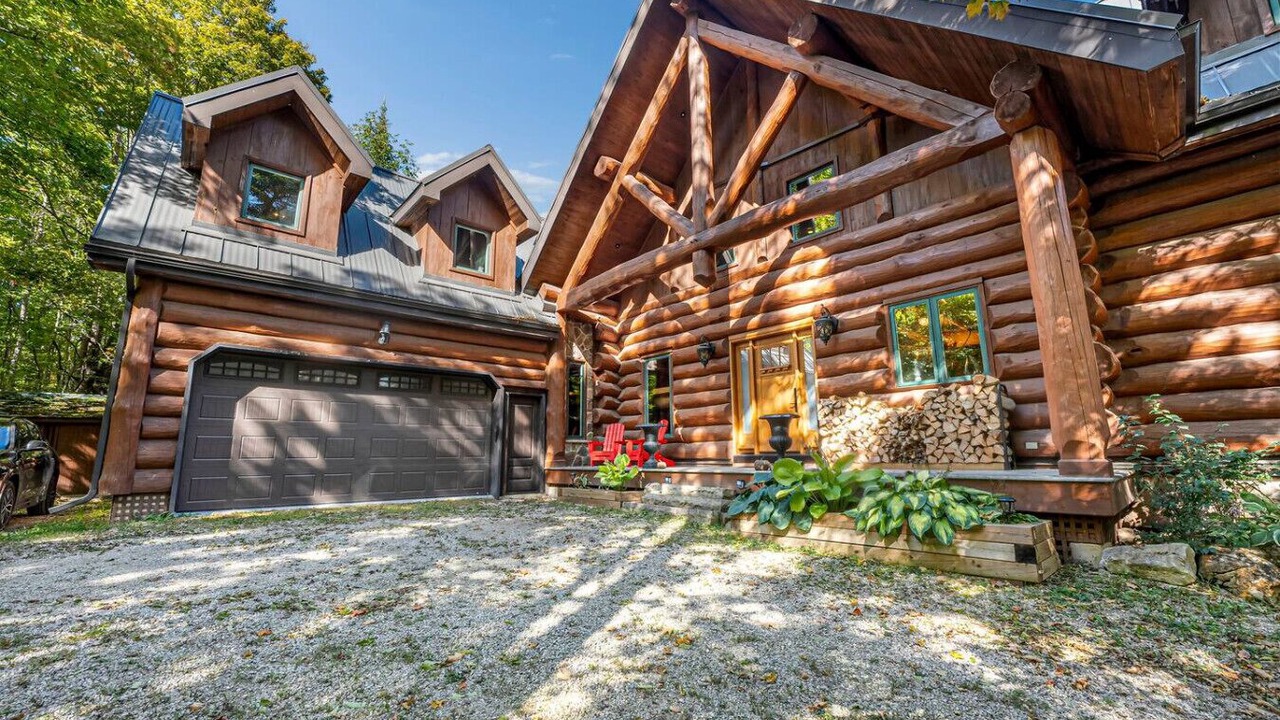 Photo of Outdoor in Grey Highlands