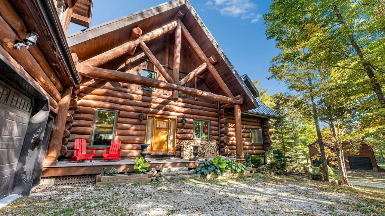 Photo of Outdoor in Grey Highlands