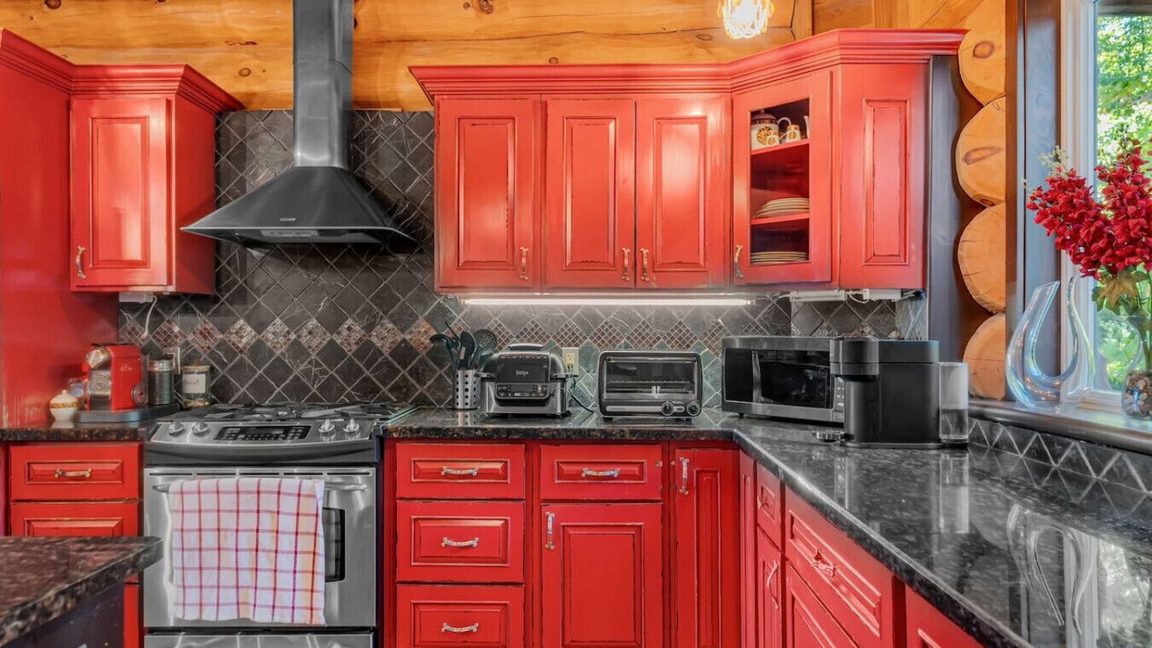 Photo of Kitchen in Grey Highlands