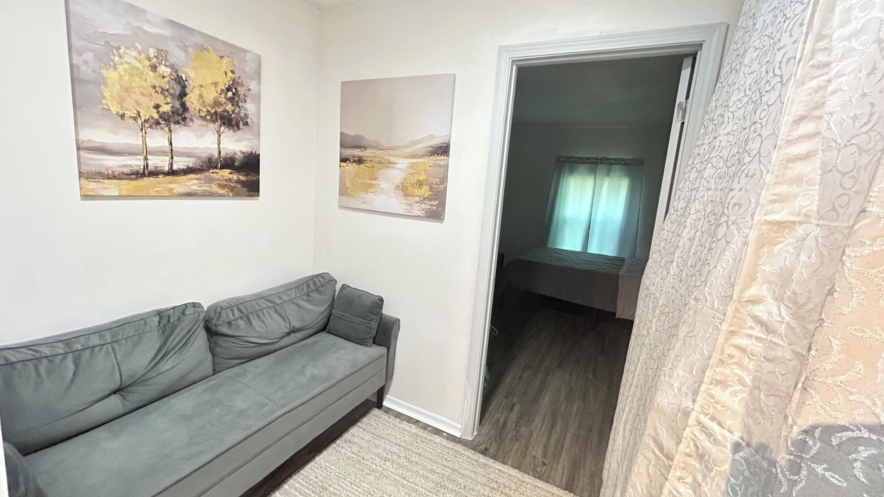 Photo of Livingroom in Cedar Hills