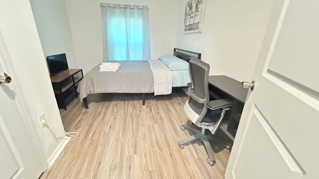 Photo of Bedroom in Cedar Hills