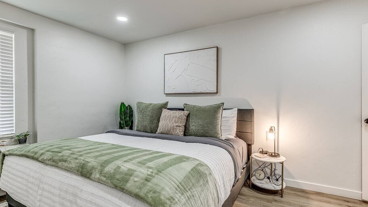 Photo of Bedroom in Midtown