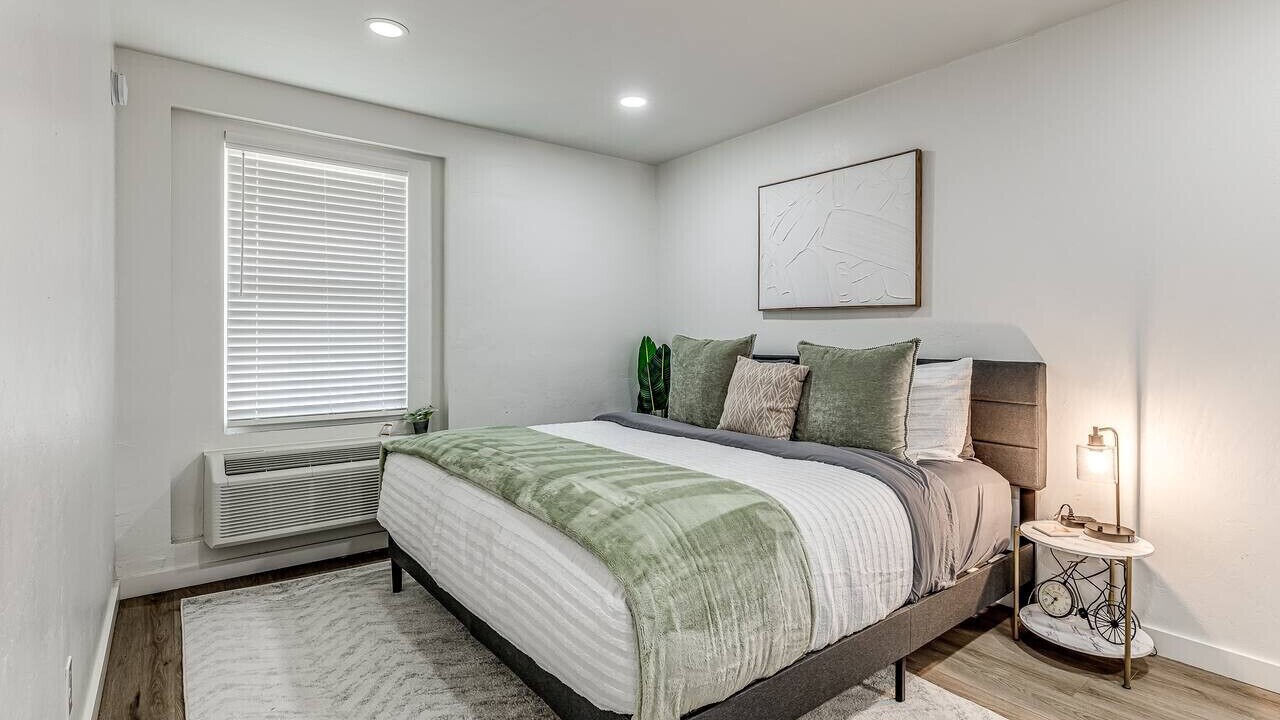 Photo of Bedroom in Midtown