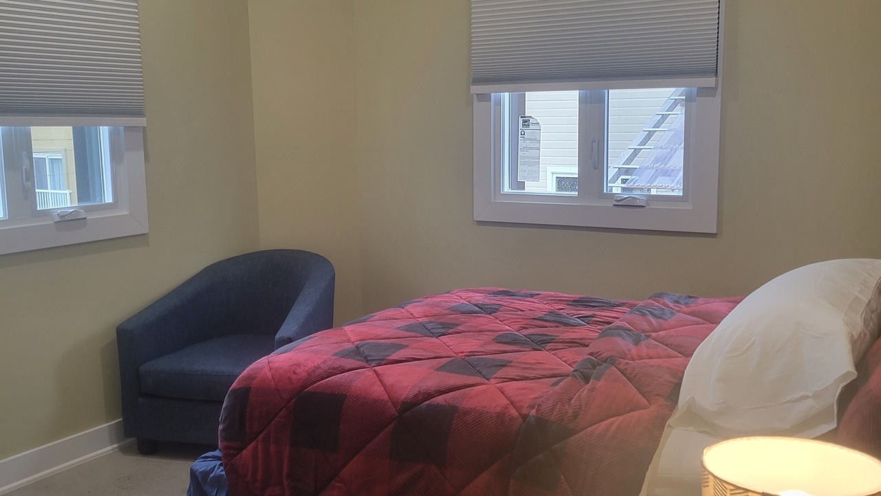 Photo of Bedroom in Ottawa Division