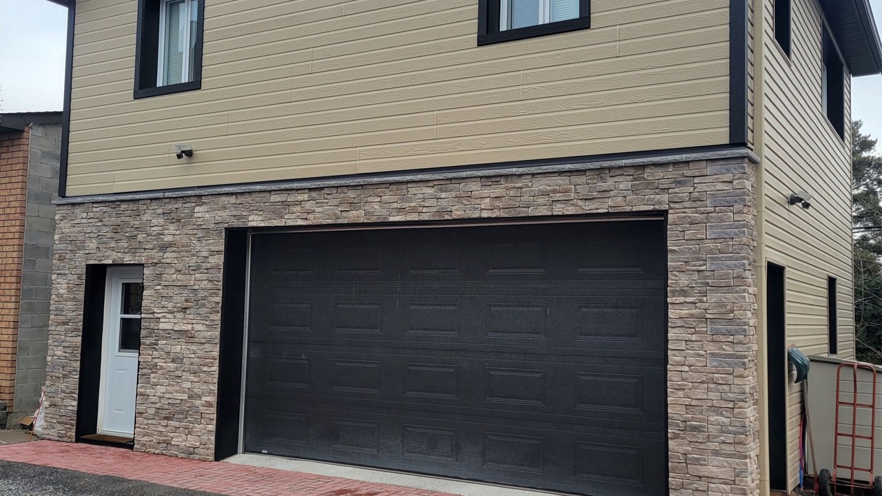 Photo of Outdoor in Ottawa Division
