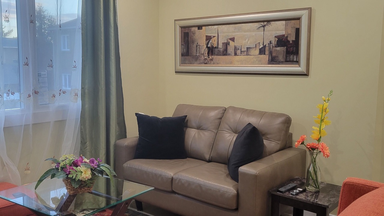 Photo of Livingroom in Ottawa Division