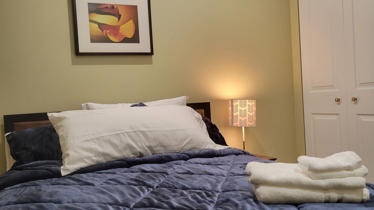 Photo of Bedroom in Ottawa Division