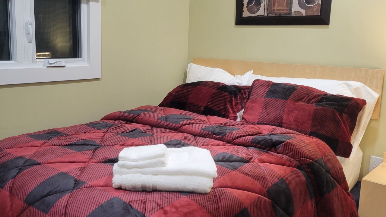 Photo of Bedroom in Ottawa Division