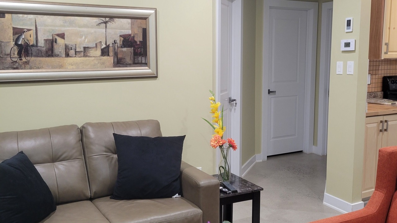 Photo of Livingroom in Ottawa Division