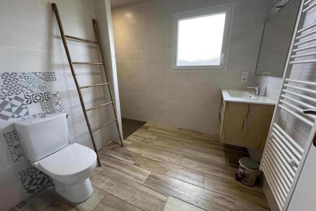 Photo of Bathroom in Bias