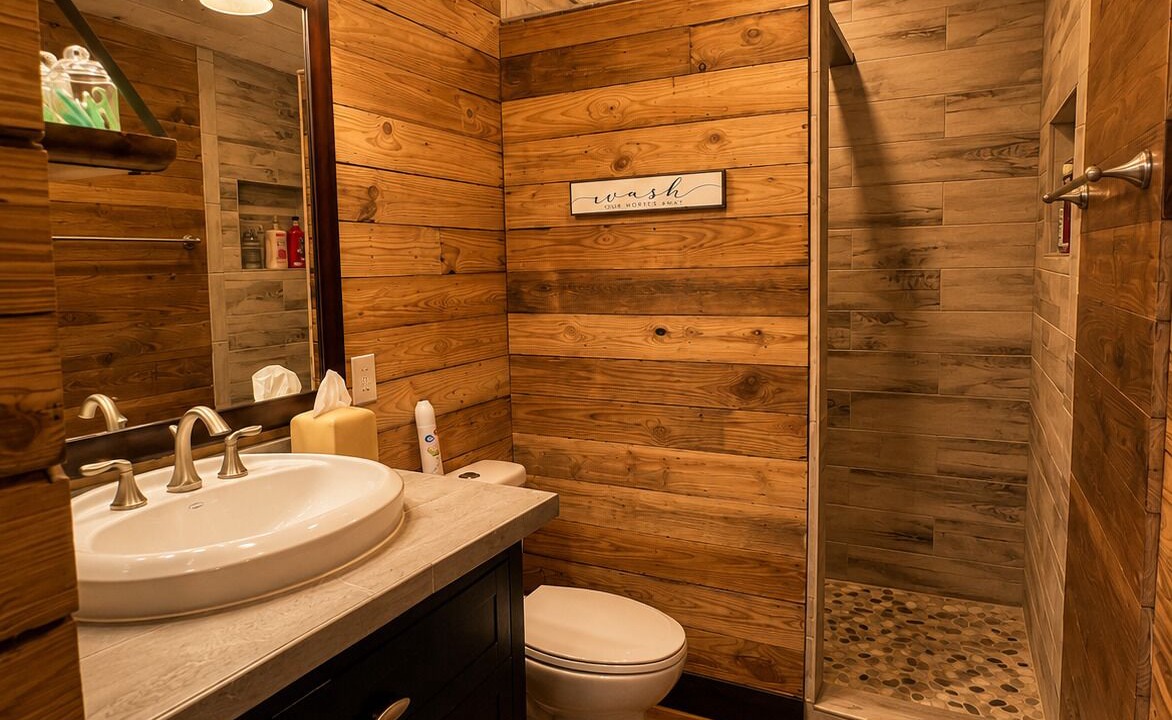 Photo of Bathroom in Navasota