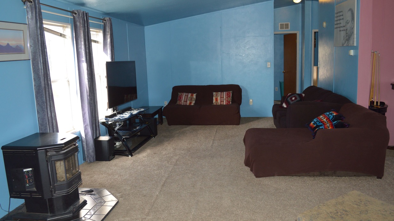 Photo of Livingroom in Allison