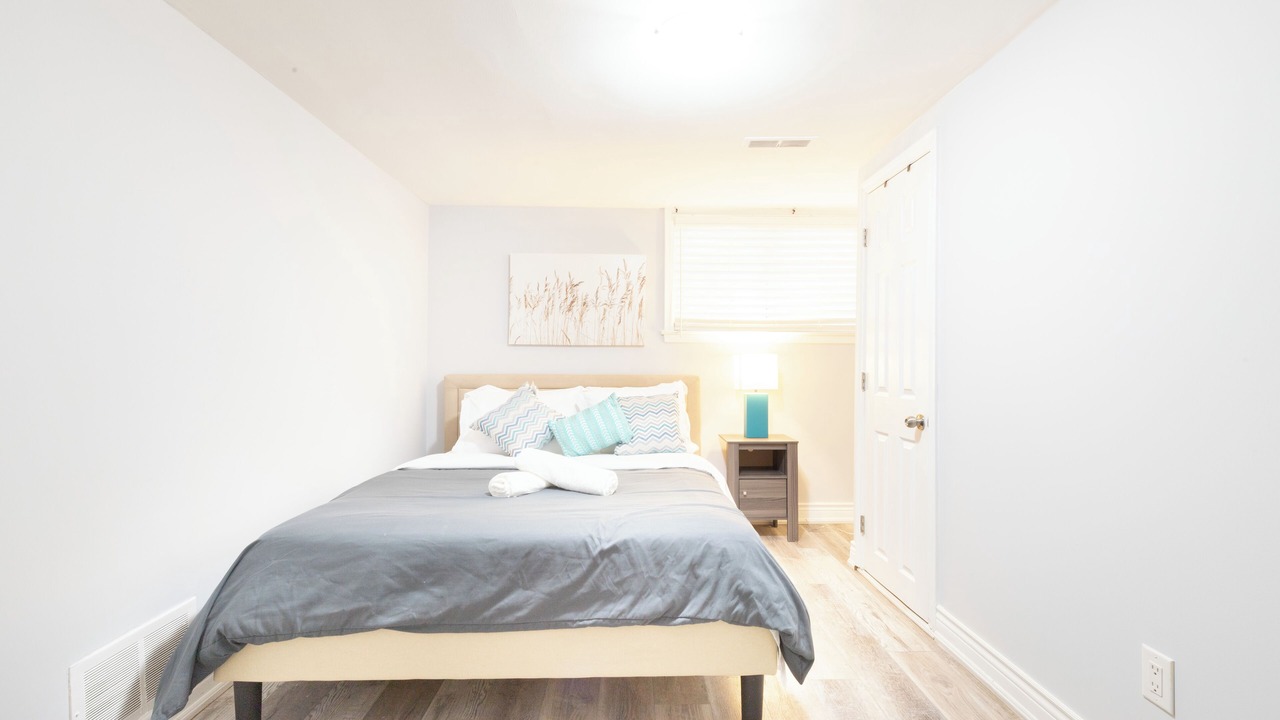 Photo of Bedroom in Thornhill