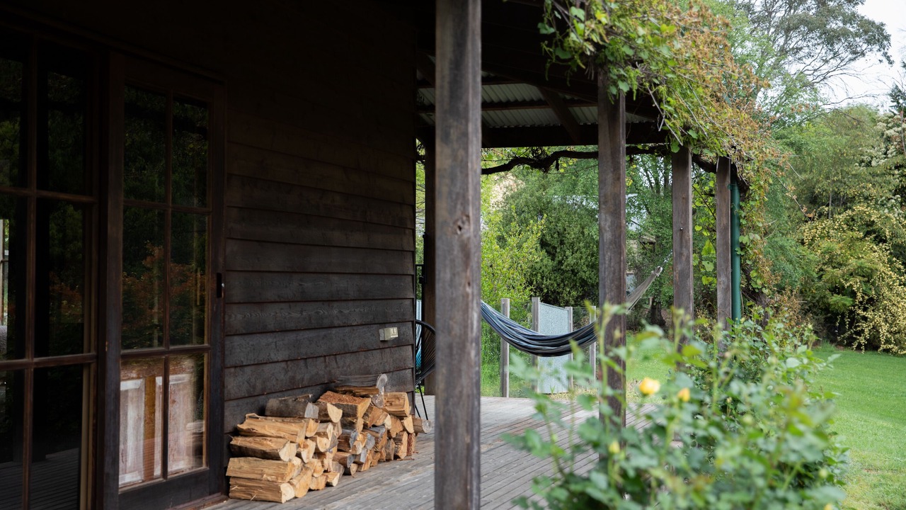 Photo of Patio Balcony in Wandiligong