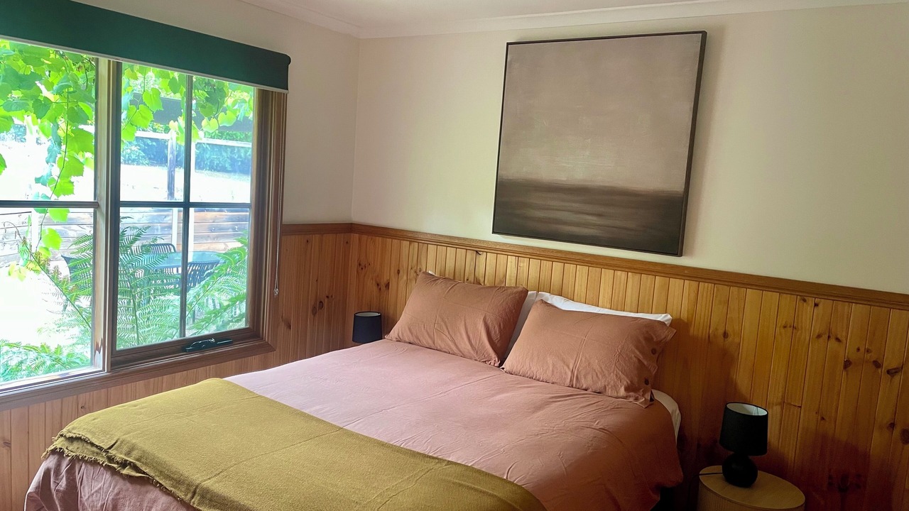 Photo of Bedroom in Wandiligong