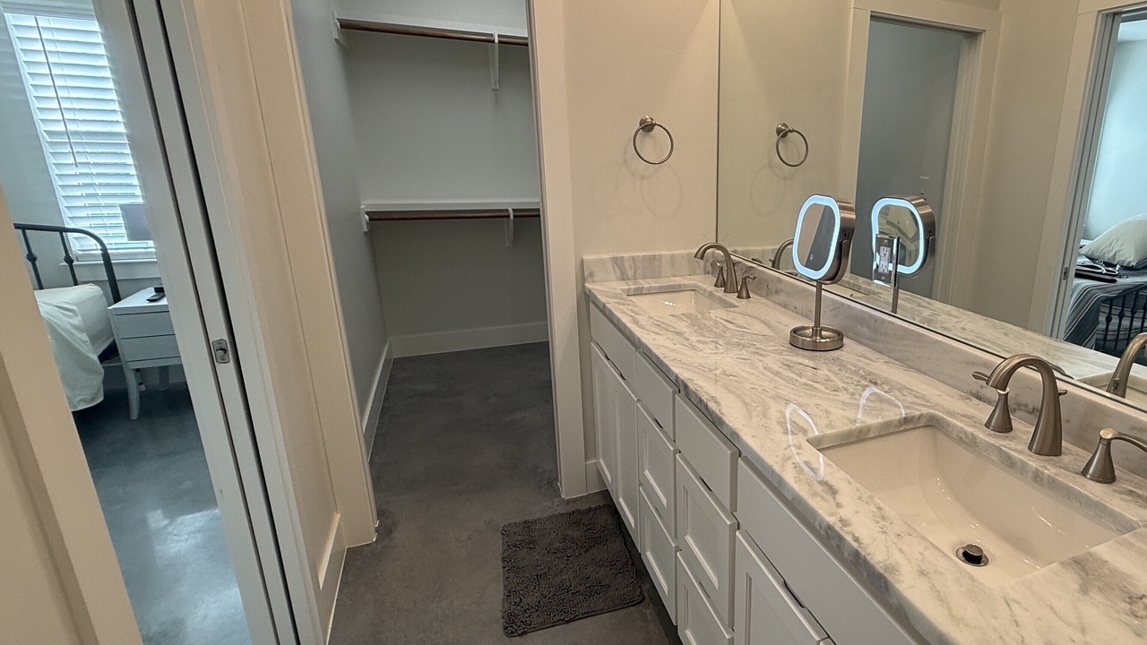 Photo of Bathroom in Granite Shoals