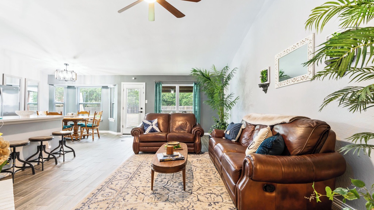 Photo of Livingroom in Waco