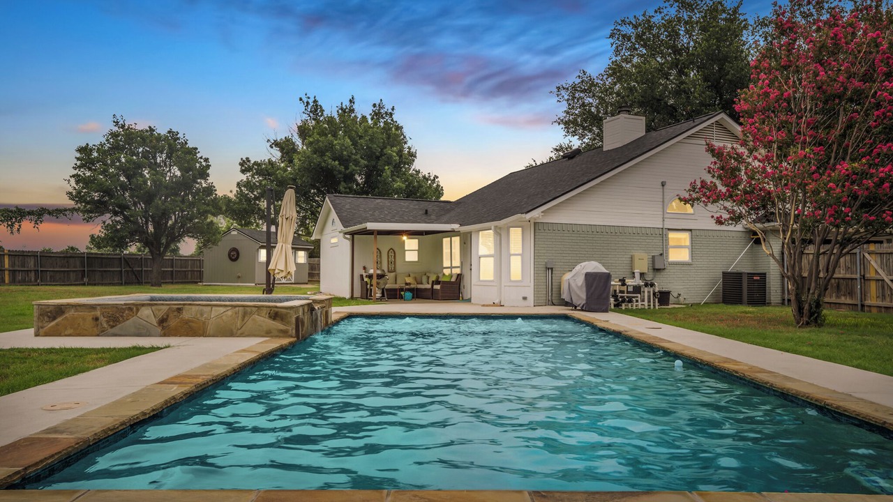 Photo of Outdoor in Waco