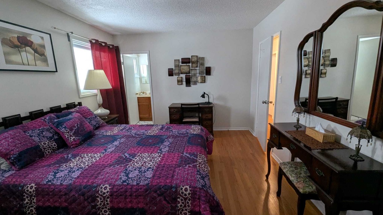 Photo of Bedroom in Ottawa Division