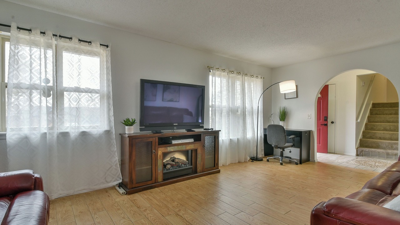 Photo of Livingroom in Central Oklahoma City