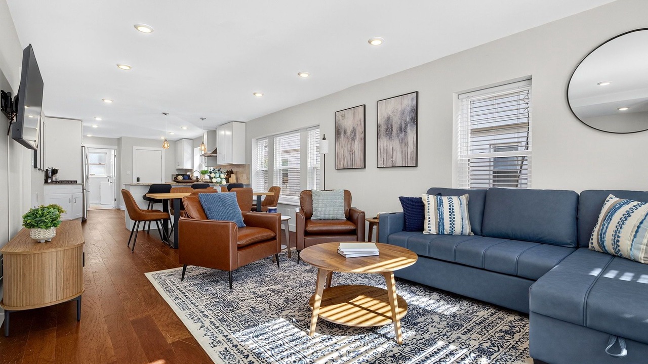 Photo of Livingroom in Somerville