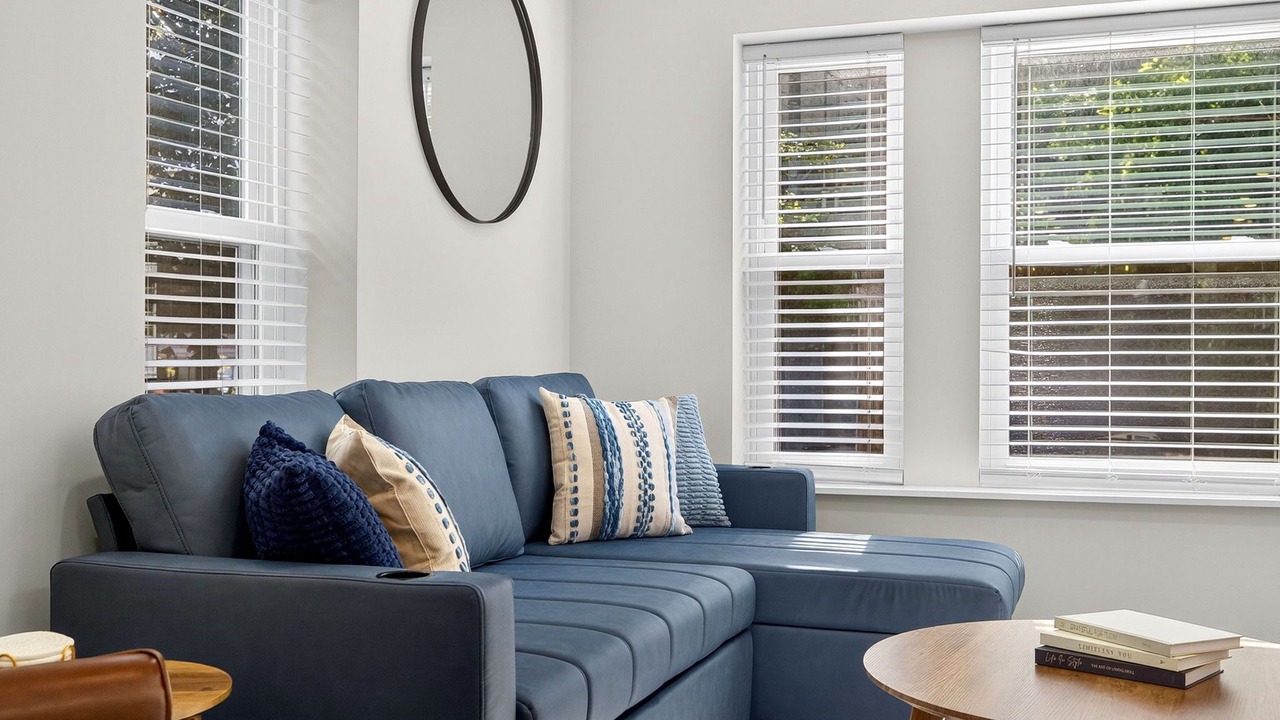 Photo of Livingroom in Somerville
