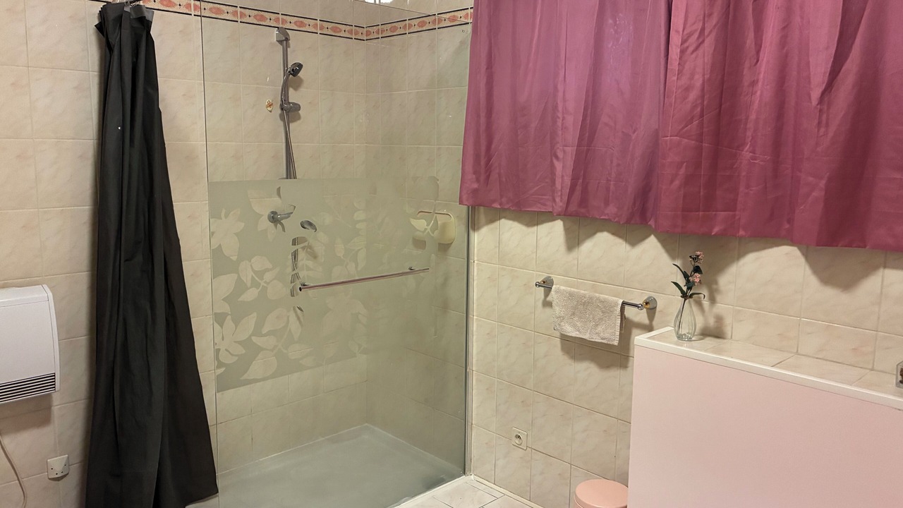 Photo of Bathroom in Bron