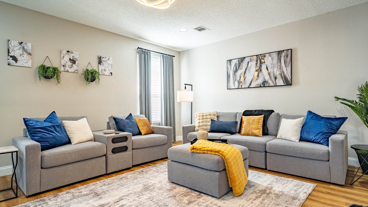 Photo of Livingroom in Allen