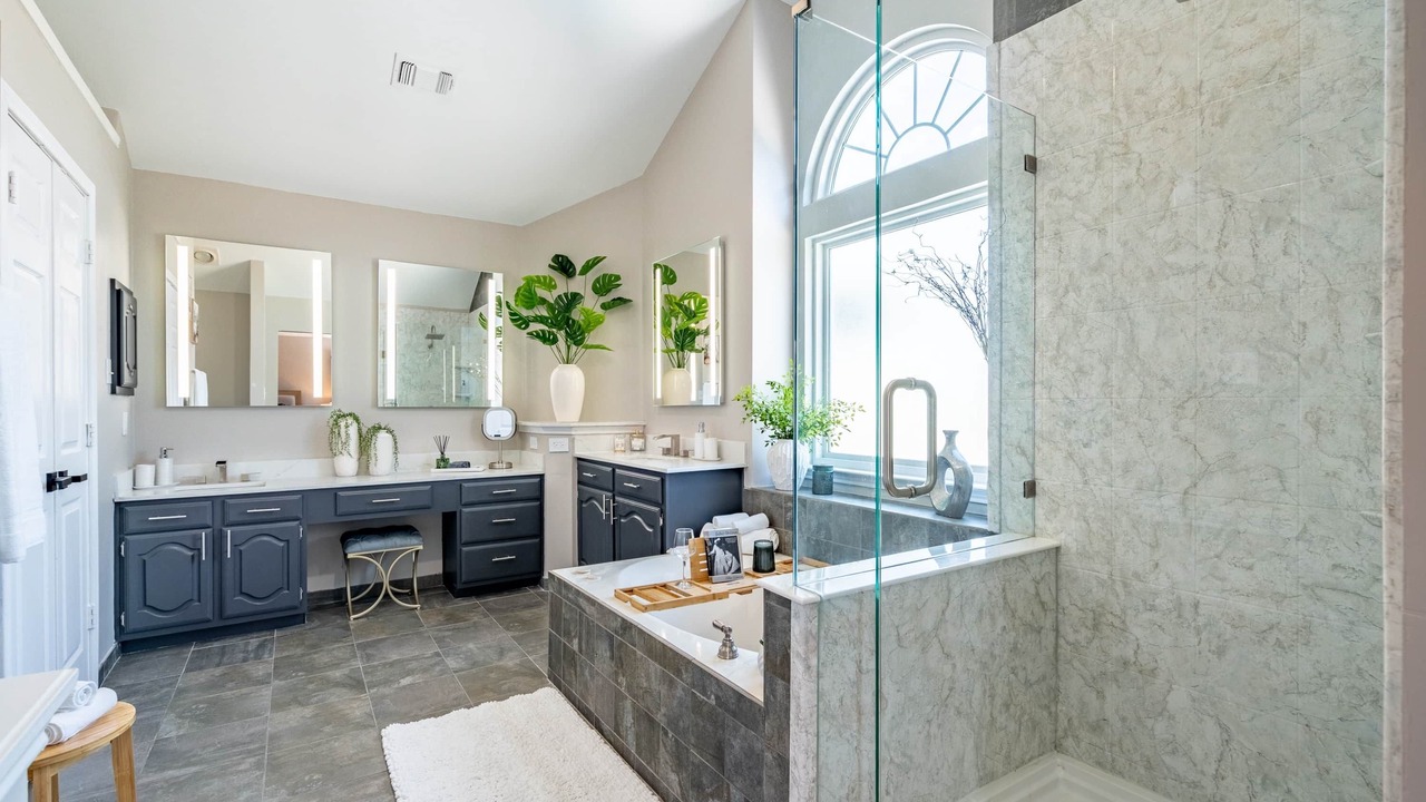 Photo of Bathroom in Allen