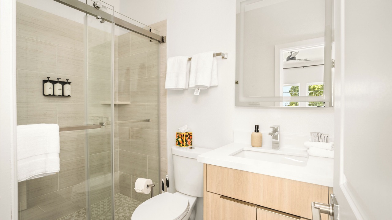 Photo of Bathroom in South Central Houston