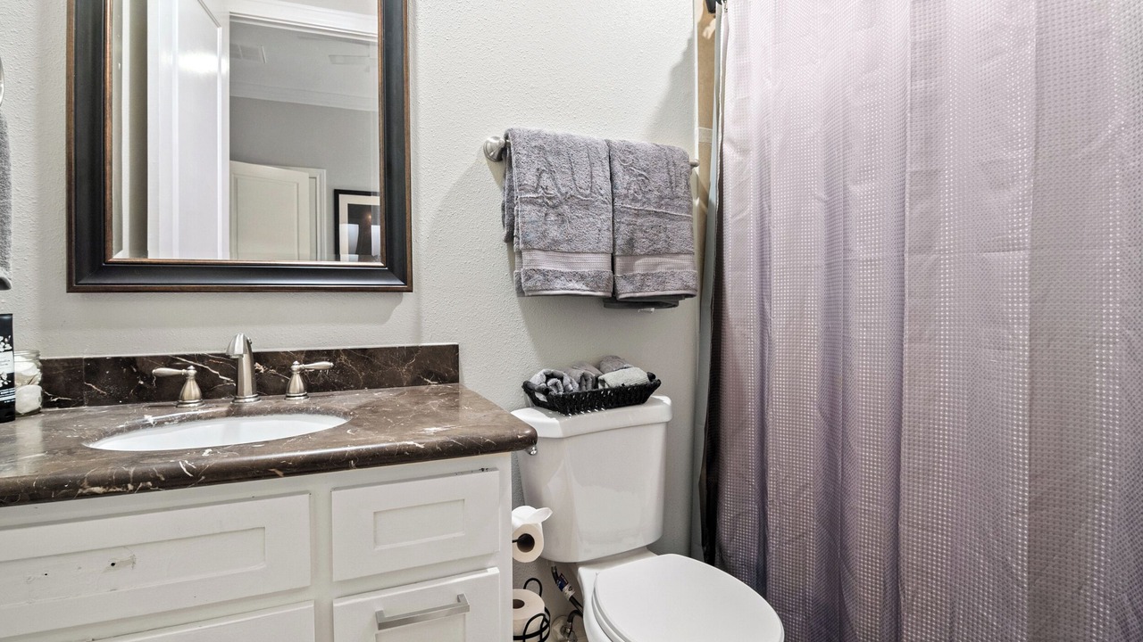 Photo of Bathroom in Lazybrook/Timbergrove