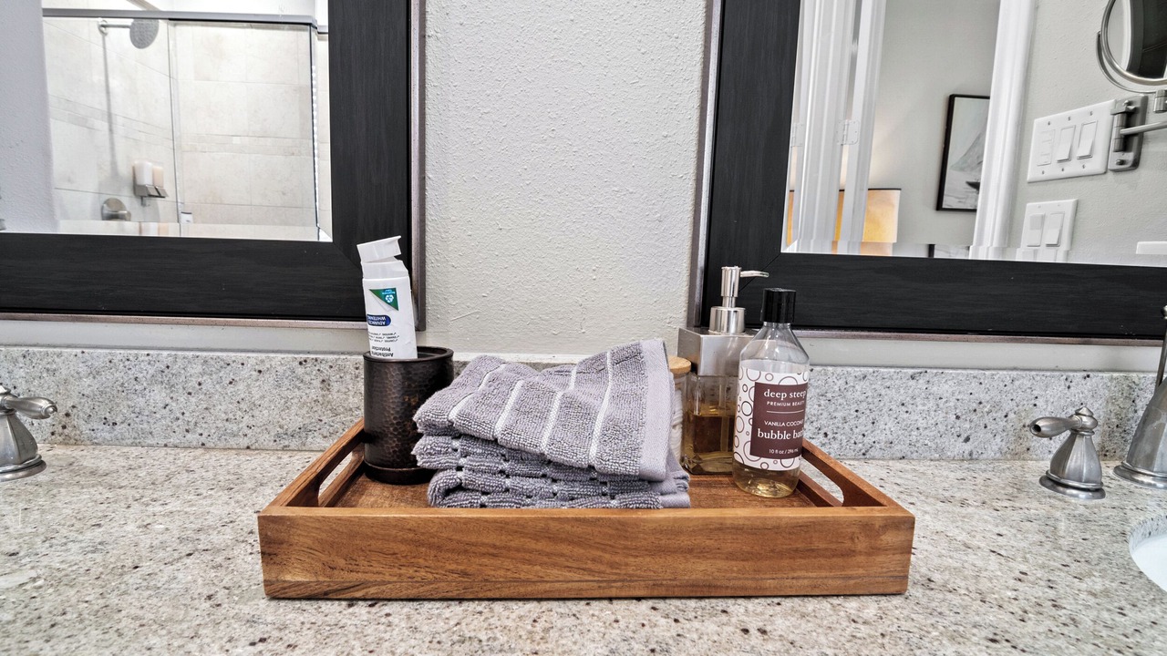 Photo of Bathroom in Lazybrook/Timbergrove