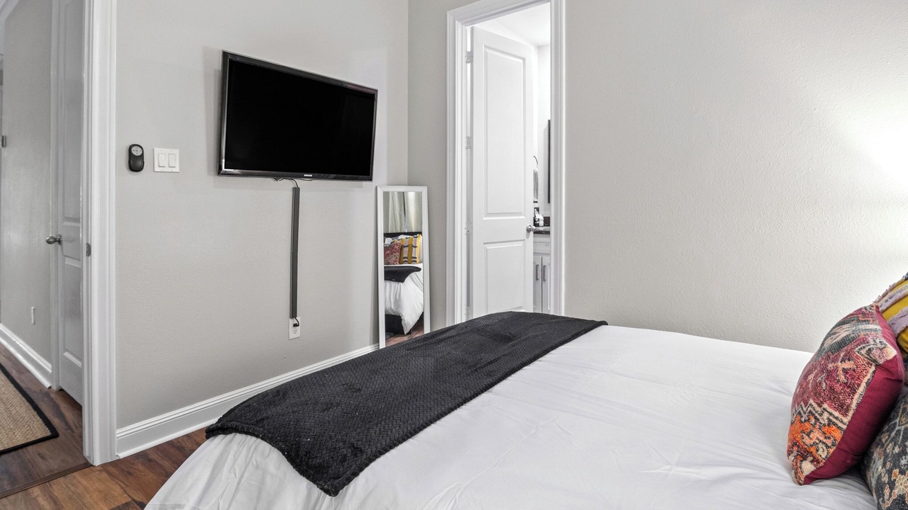 Photo of Bedroom in Lazybrook/Timbergrove