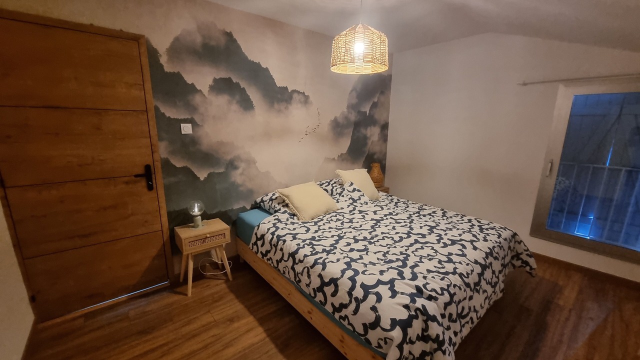Photo of Bedroom in Bourg-les-Valence