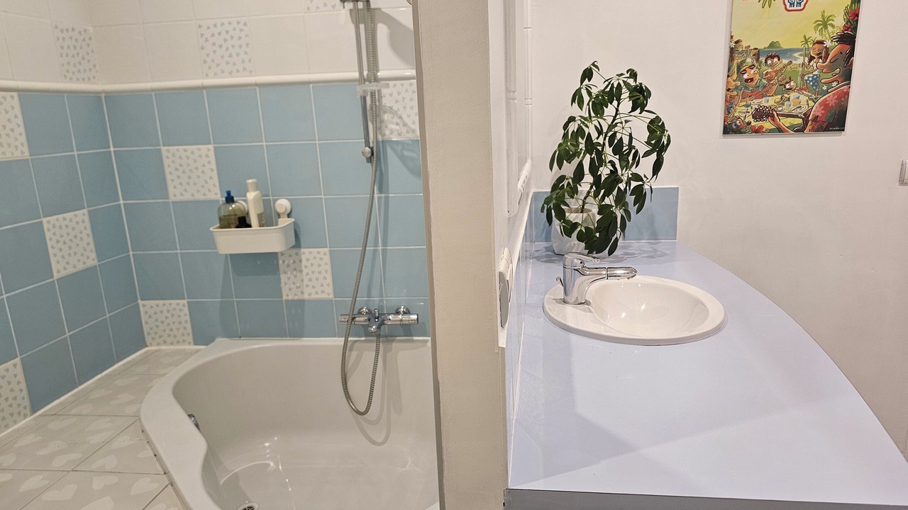 Photo of Bathroom in La Fayette-Eble