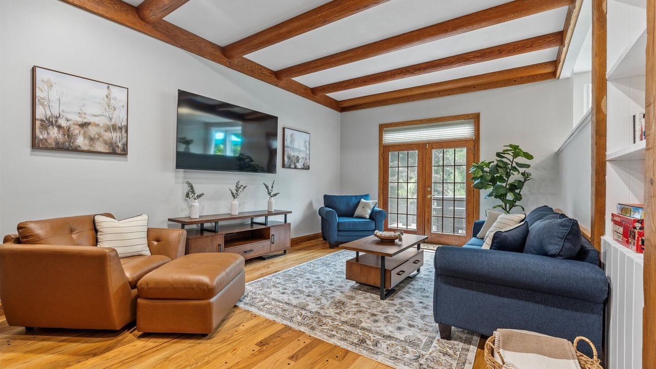 Photo of Livingroom in Syracuse