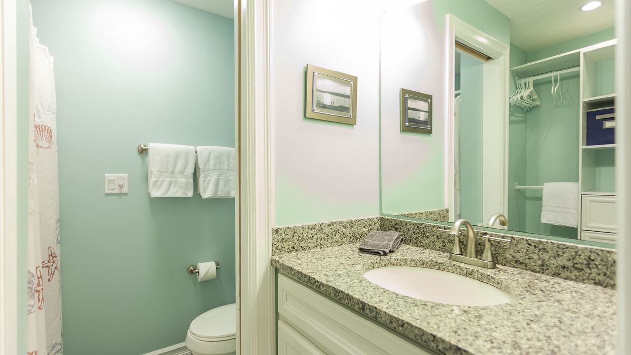 Photo of Bathroom in East Boothbay