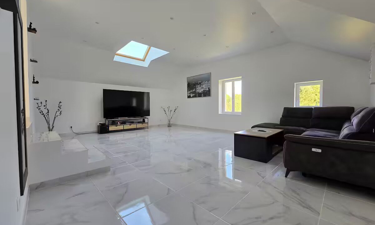 Photo of Livingroom in Luzancy