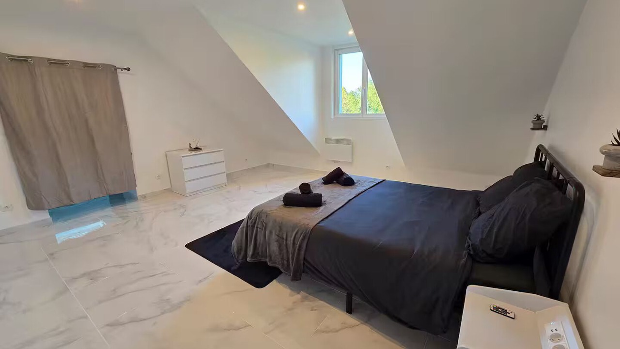 Photo of Bedroom in Luzancy