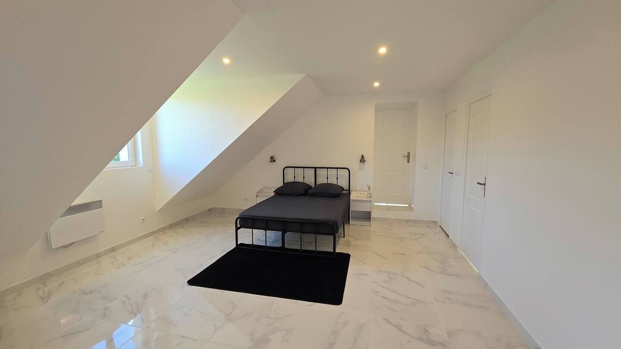 Photo of Bedroom in Luzancy