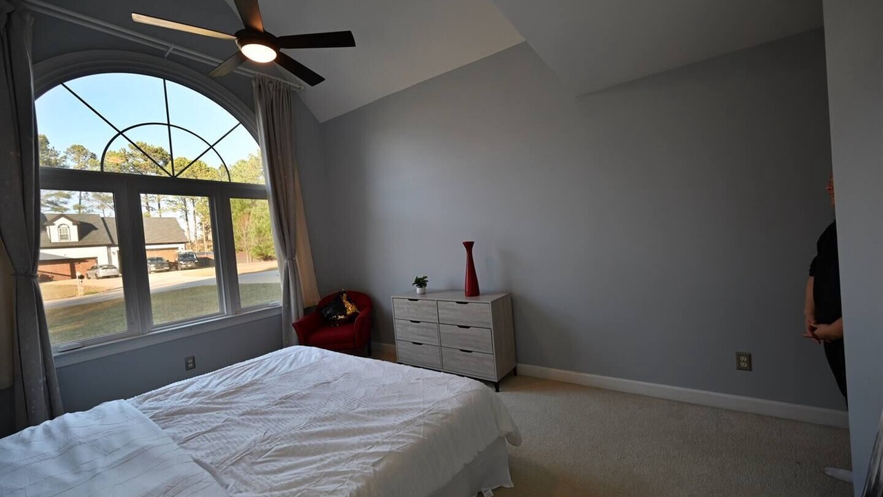 Photo of Bedroom in Apex