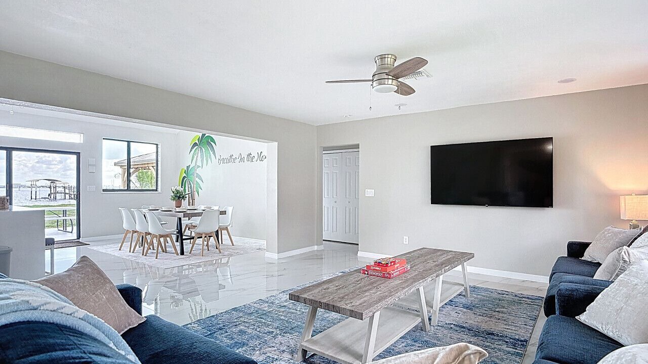 Photo of Livingroom in Charlotte Harbor