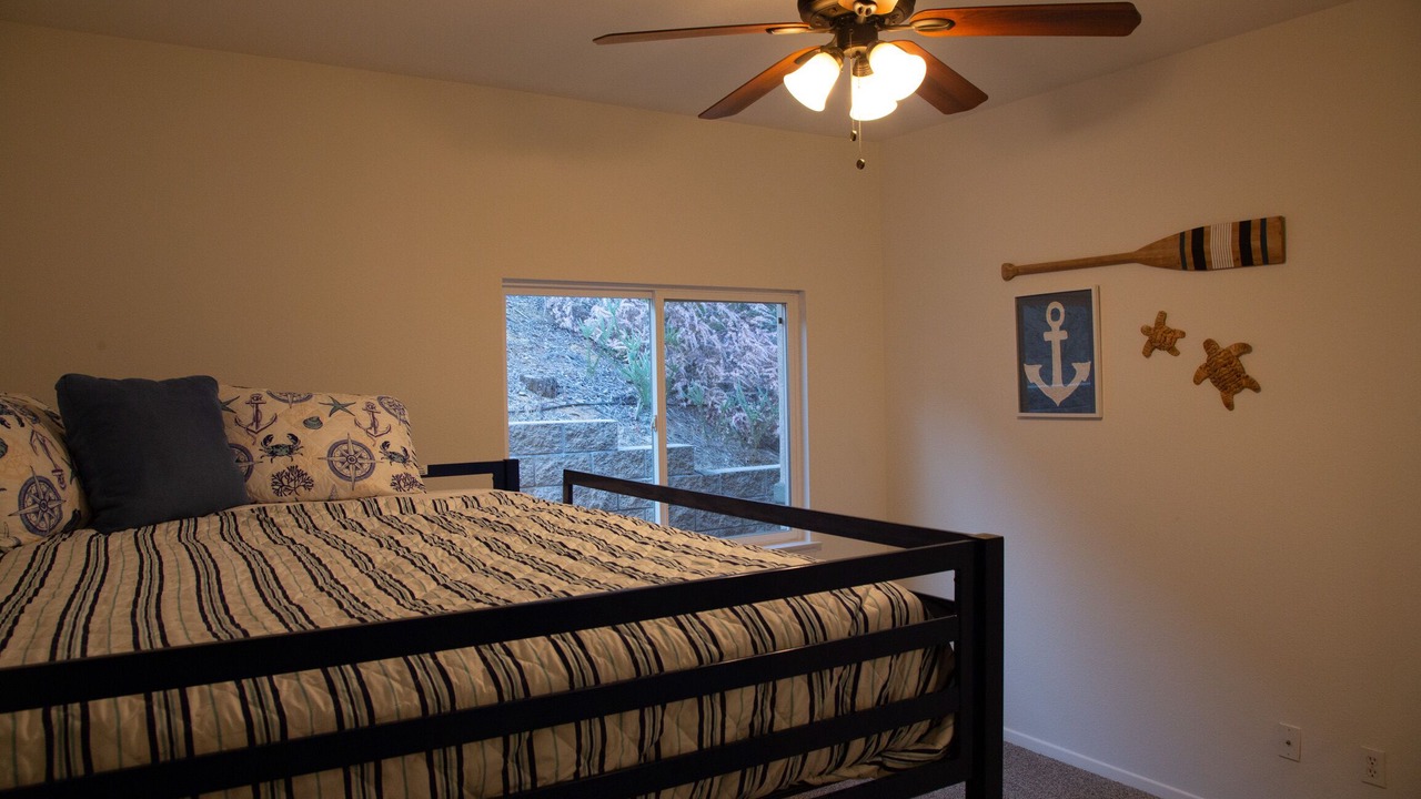 Photo of Bedroom in North Broadway