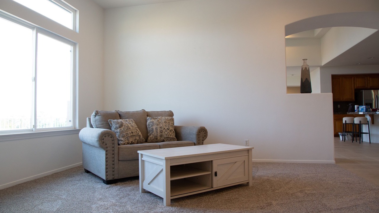 Photo of Livingroom in North Broadway