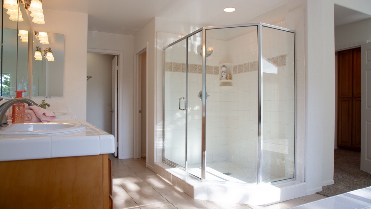 Photo of Bathroom in North Broadway
