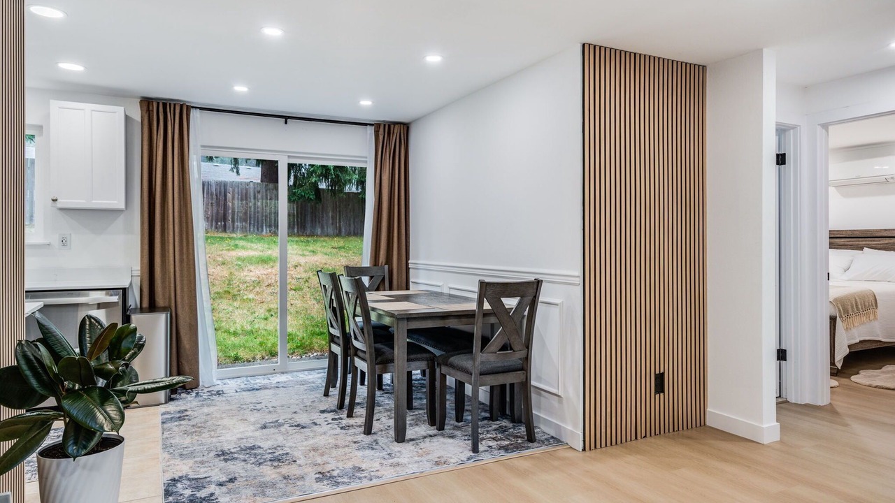 Photo of Others in University Place